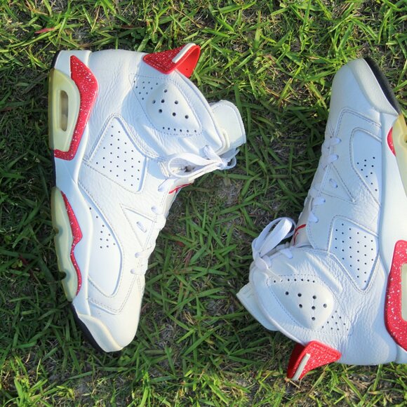 Air Jordan 6 Retro 'Red Oreo' 2022 - Picture 1 of 12